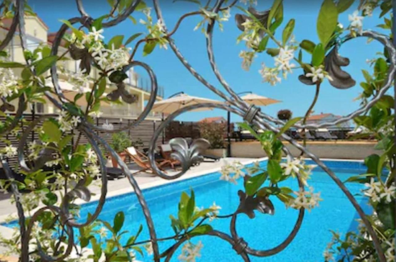 Apartments Villa Golden View Trogir Exterior foto